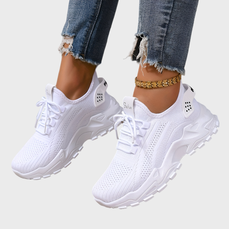 Luca | Elegáns bézs sportcipő kényelmes