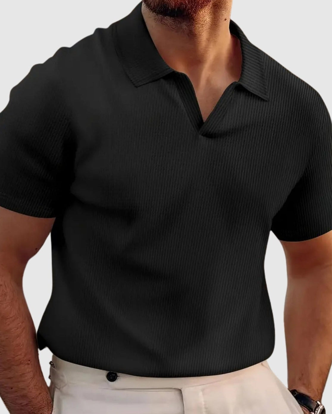 Sebestyén | Elegáns V-nyakú férfi póló